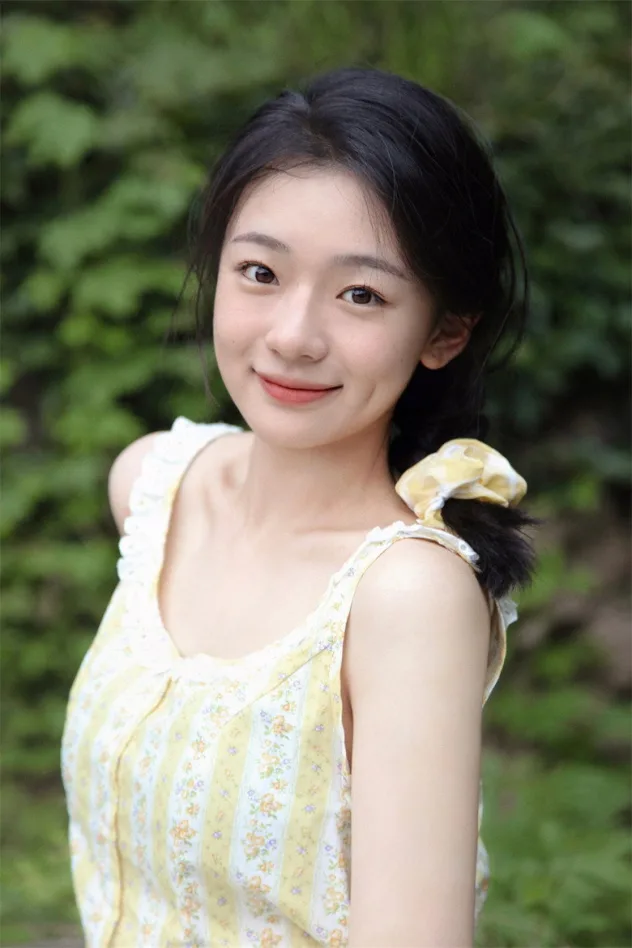 صورة Wang He