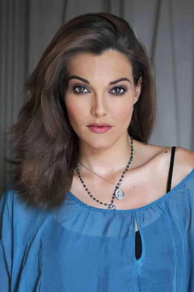 Обложка для Pilar Abella
