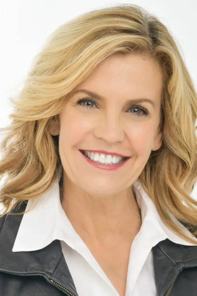 صورة الغلاف لـ Julie Piekarski