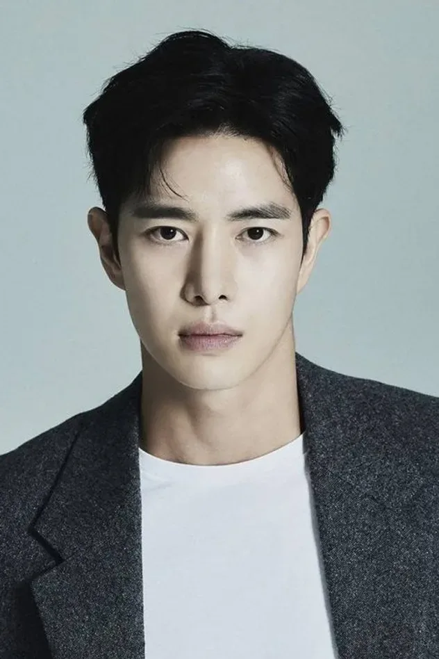 صورة الغلاف لـ Lee Hae-Woo