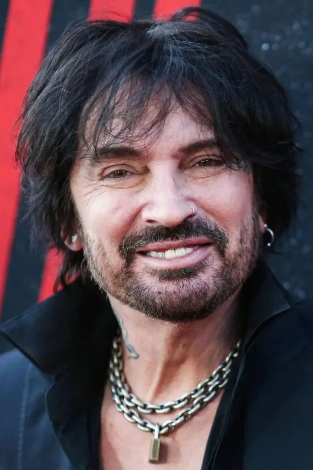 Imagen de portada para Tommy Lee
