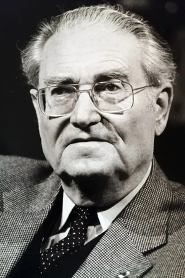 Обложка для André Castelot