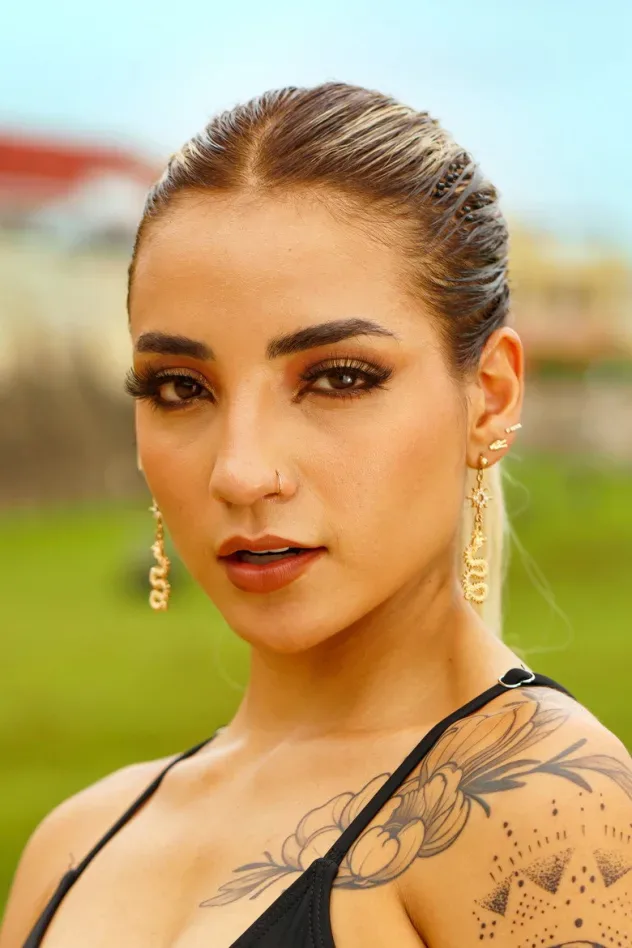 Imagen de portada para Leslie Gallardo