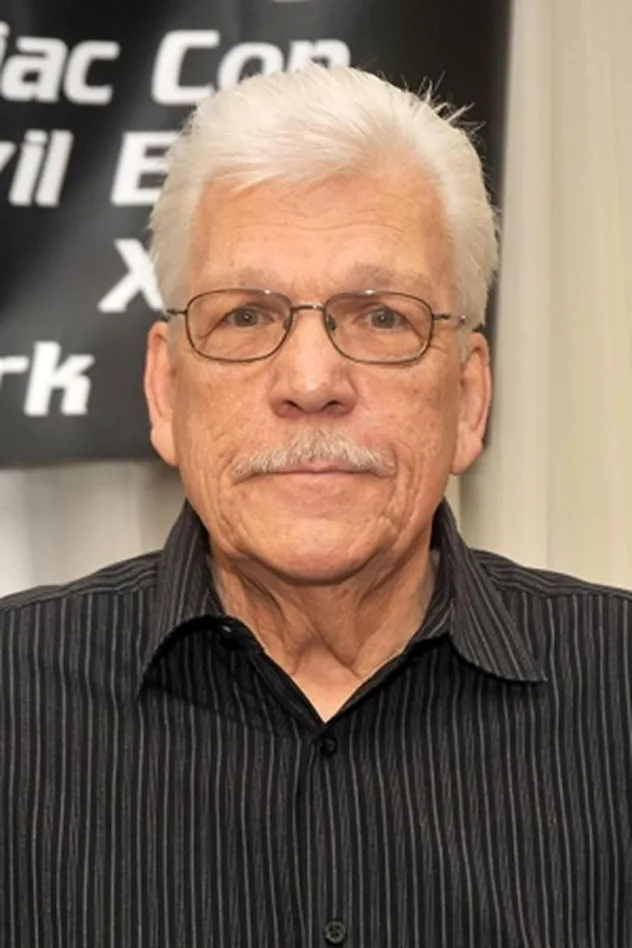 фото Tom Atkins