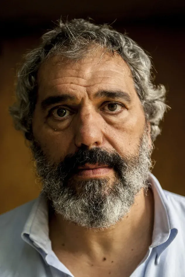 Обложка для Manuel João Vieira