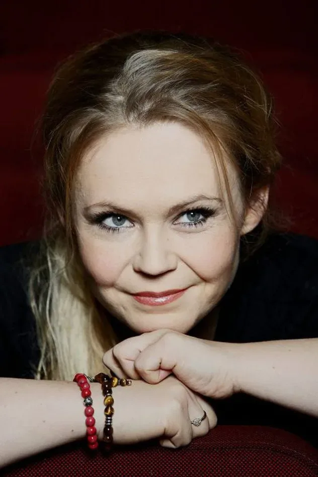 Imagen de portada para Tinna Hrafnsdóttir