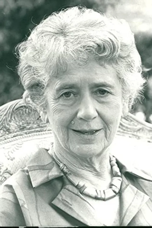 صورة الغلاف لـ Peggy Ashcroft