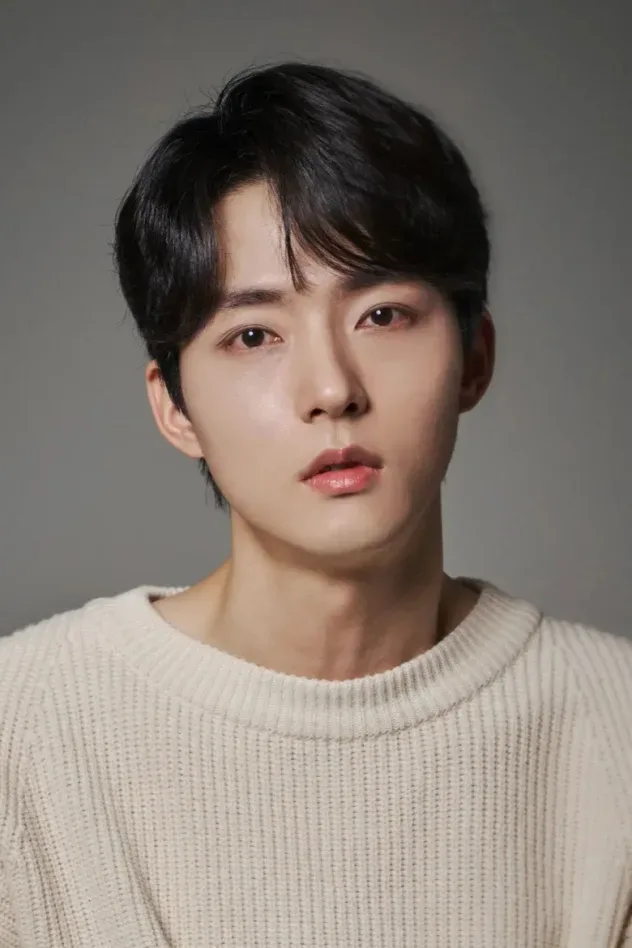 Park Sung-woo için kapak görseli