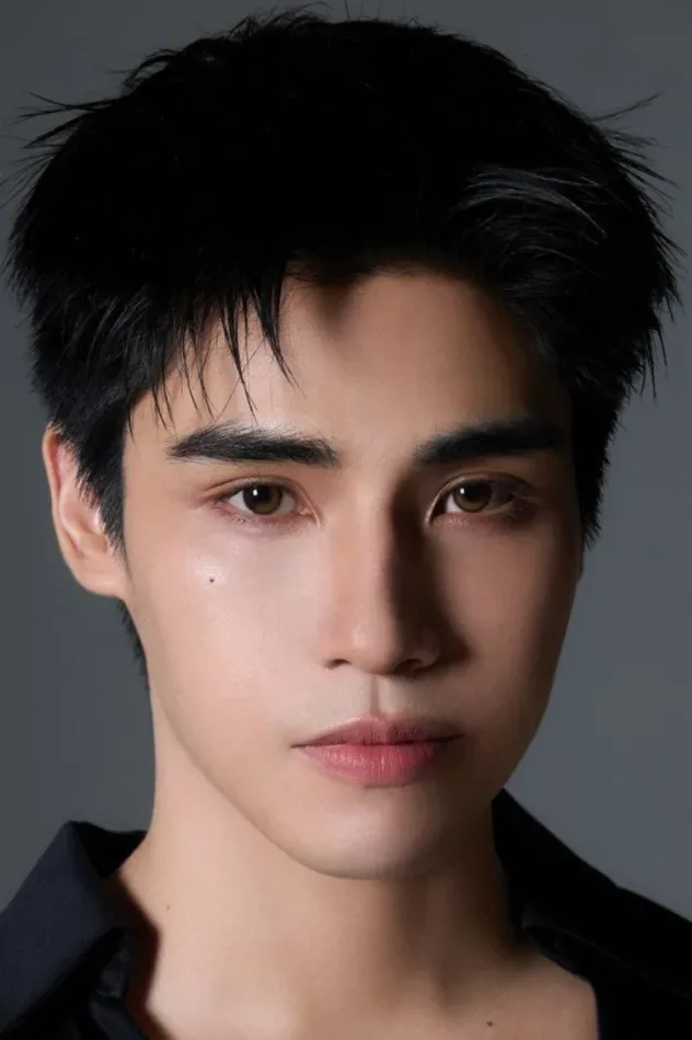 Cover image for Phuripan Sapsangsawat