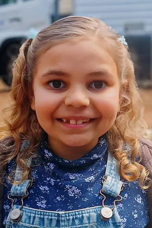 Eloise Hart için kapak görseli