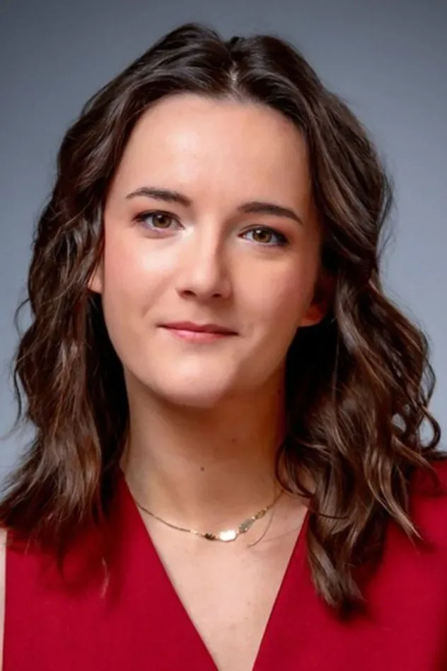 Обложка для Emily Busvine