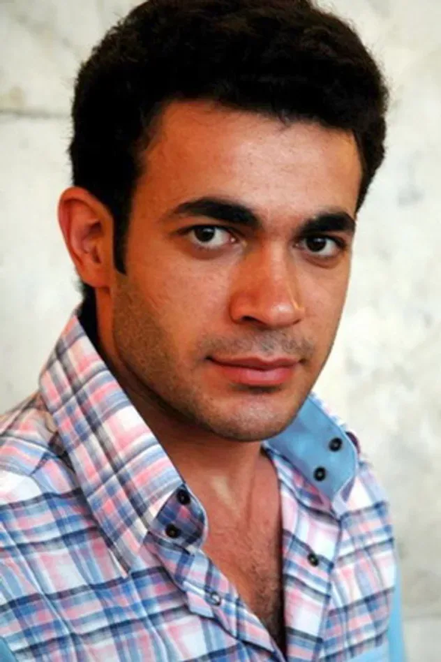Elnar Qarayev için kapak görseli