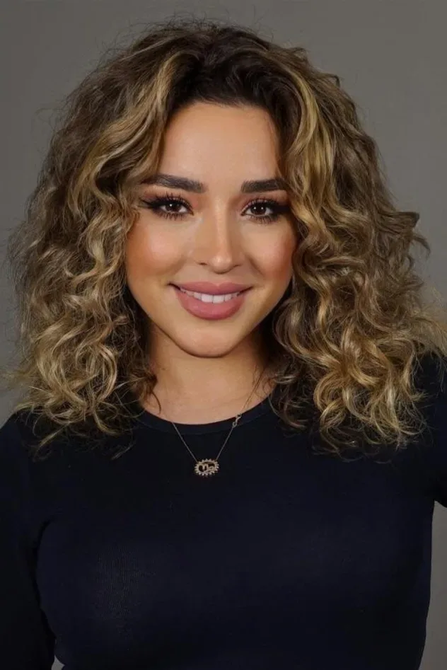 صورة الغلاف لـ Nuranə Tohidi