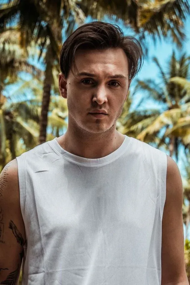 صورة الغلاف لـ Maxim Froger