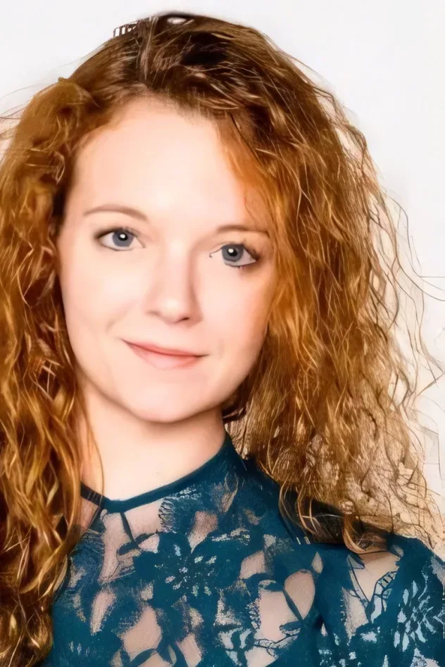 Обложка для Ashley Middlebrook
