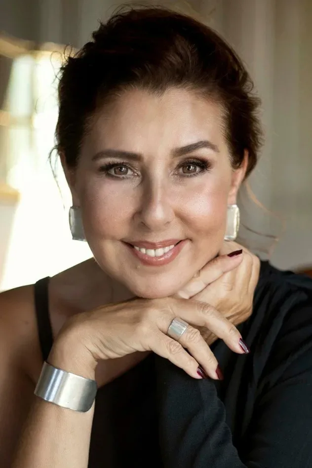 صورة الغلاف لـ Nilüfer