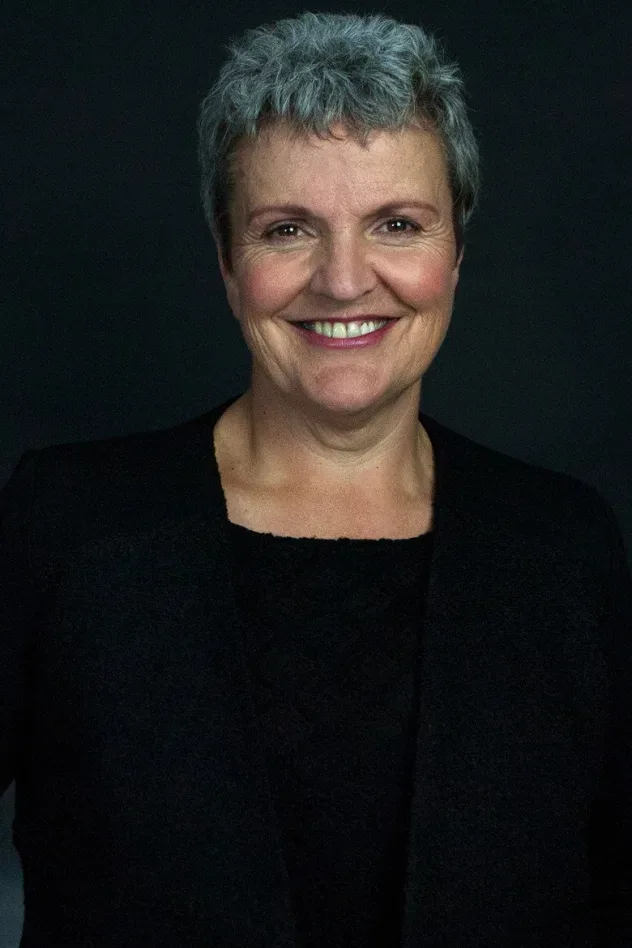 صورة الغلاف لـ Rosemary Henderson
