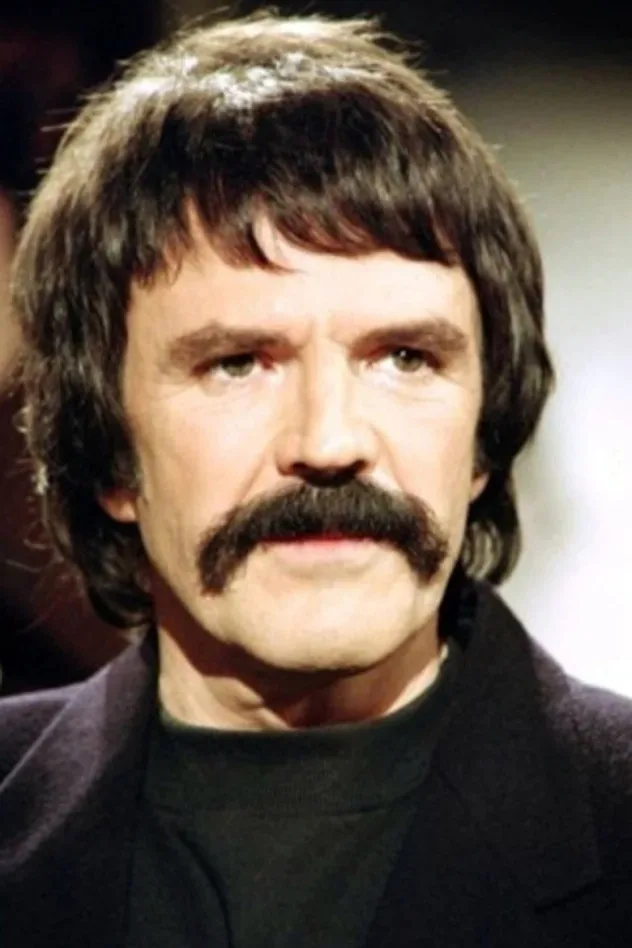 صورة الغلاف لـ Charlie Bauer