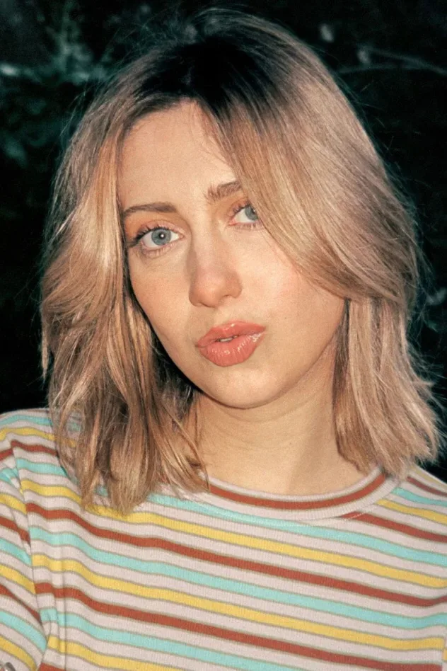 Обложка для Laure Gonnet