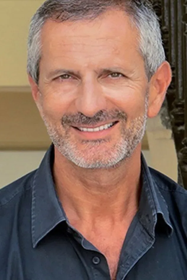 Обложка для Gianrico Carofiglio