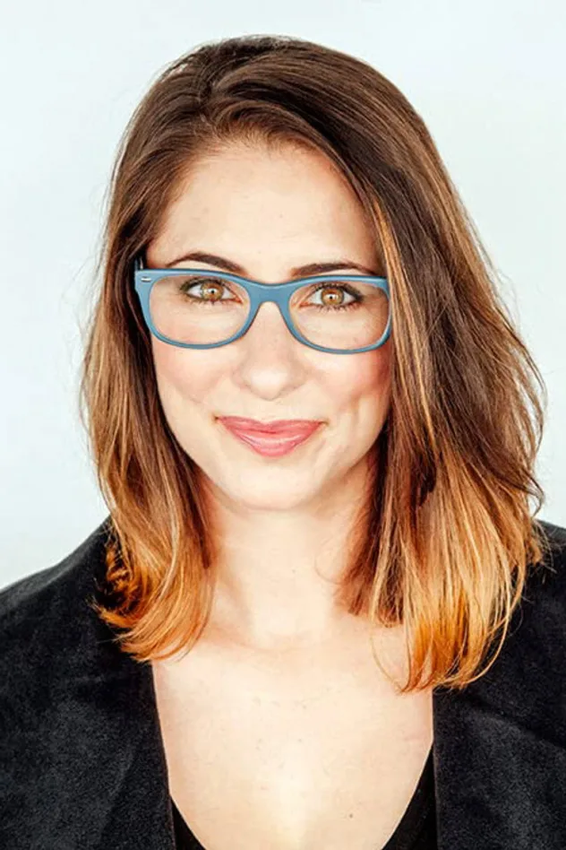 Rachel Lewis fotoğrafı