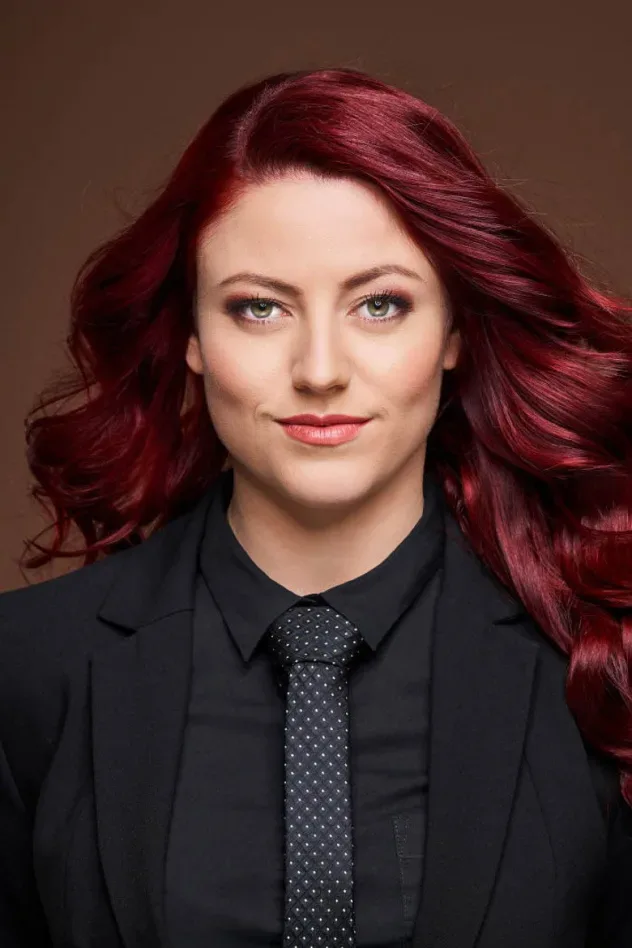 Обложка для Tahnee Schaffarczyk