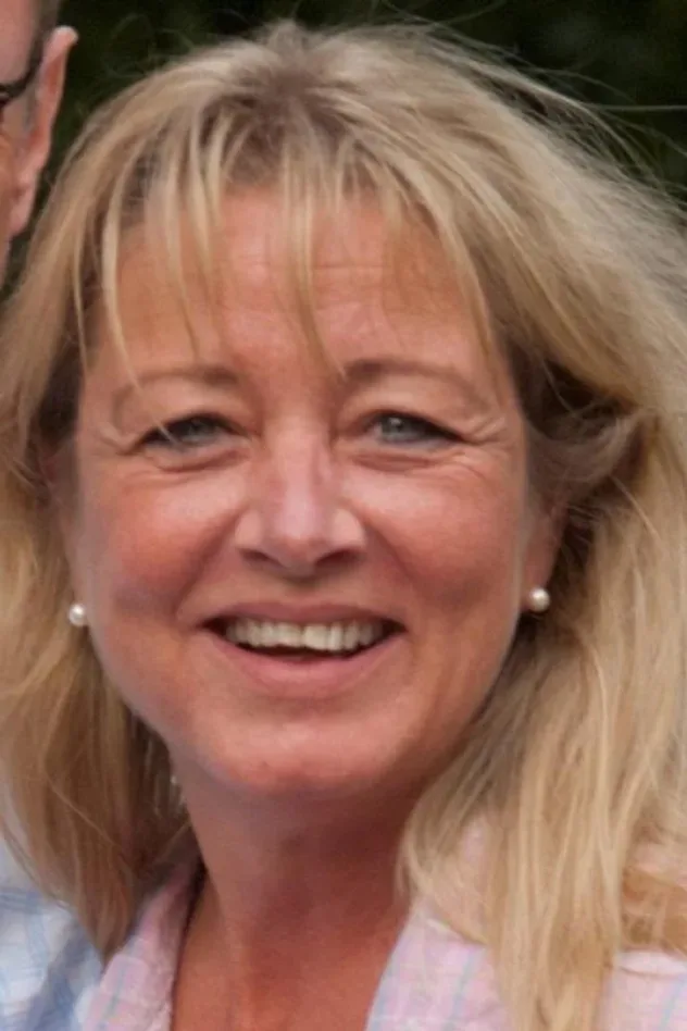 Anne-Marie Olesen için kapak görseli