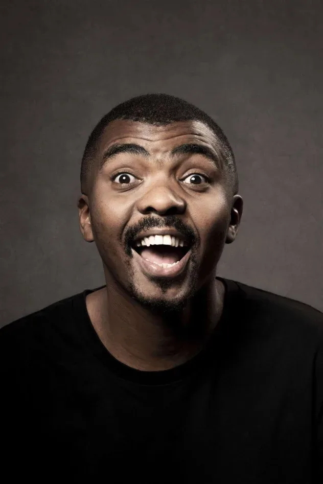 Обложка для Loyiso Gola