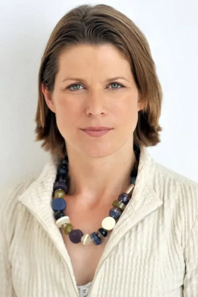 Обложка для Stephanie Flanders