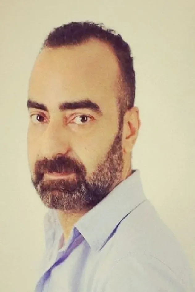 صورة الغلاف لـ Yaser Ezzat