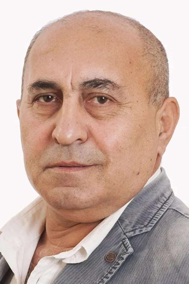 Abbas Qahramanov için kapak görseli