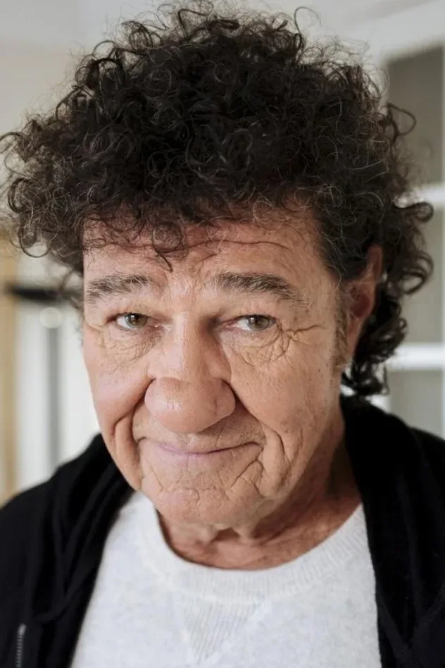 Обложка для Robert Charlebois