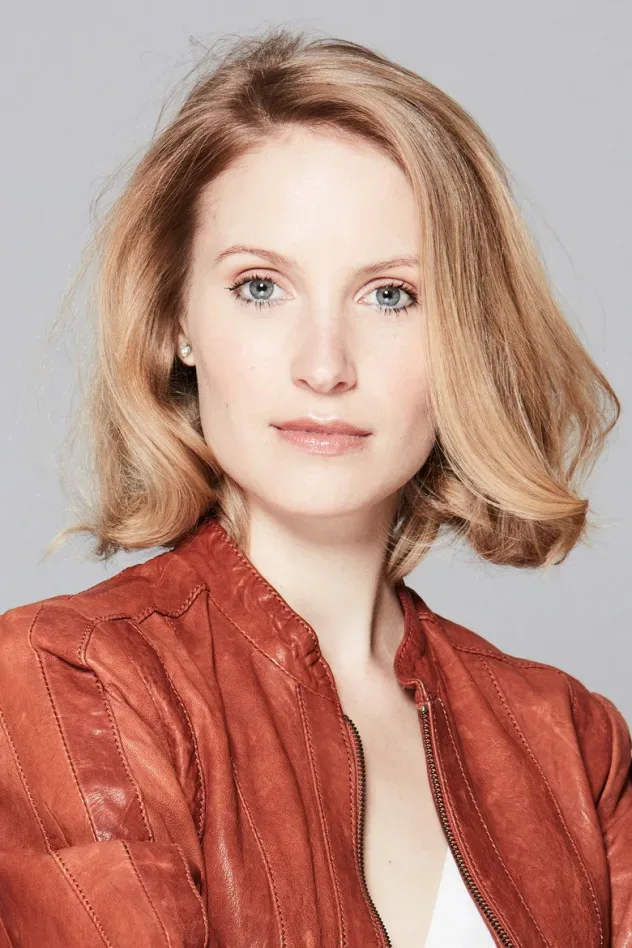 Обложка для Charlotte Legault