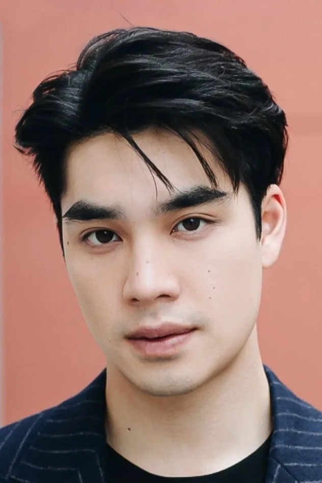 Cover image for สรรเพชญ์ คุณากร