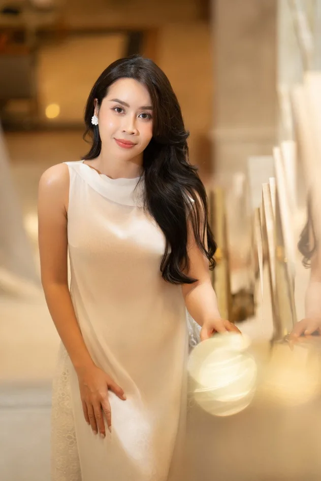 Обложка для Lưu Hương Giang