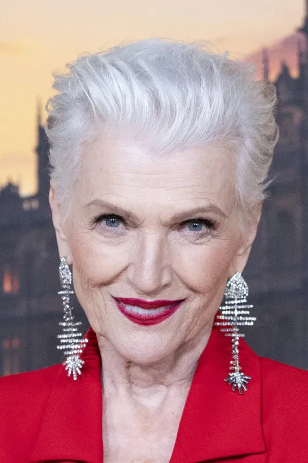 Обложка для Maye Musk