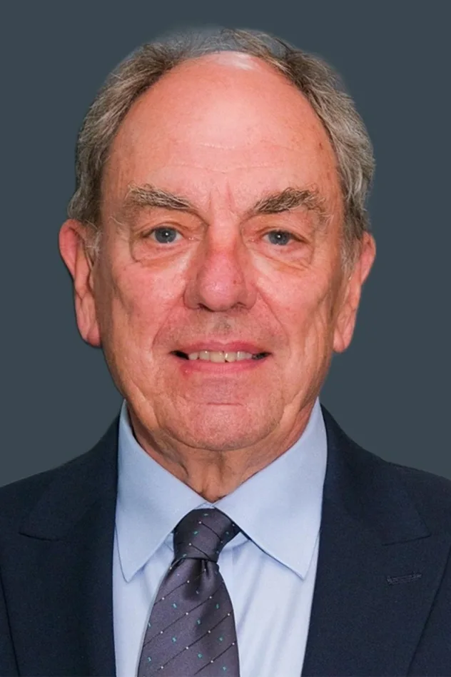 Alun Armstrong photo