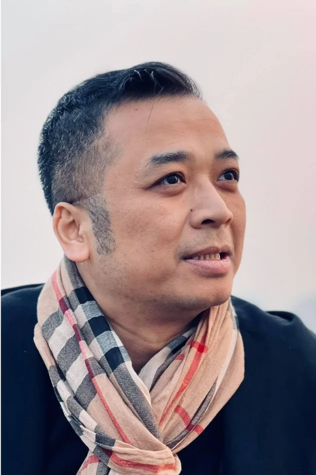 Imagen de portada para Phùng Tiến Minh