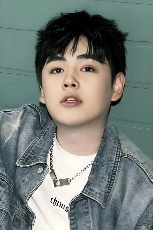 Cover image for 余昌宇