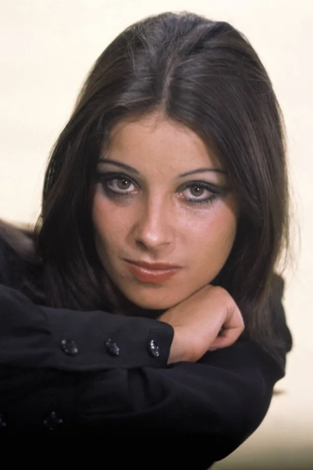 صورة الغلاف لـ Amparo Muñoz