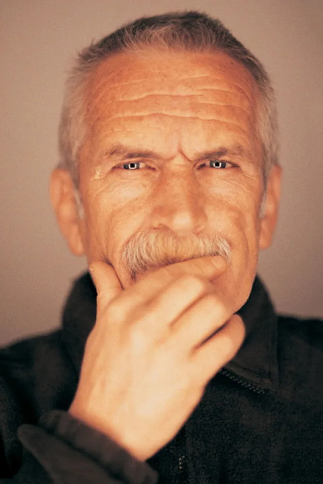 Обложка для Yavuz Özkan