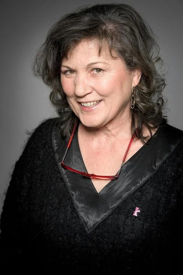 Teresa Madruga için kapak görseli