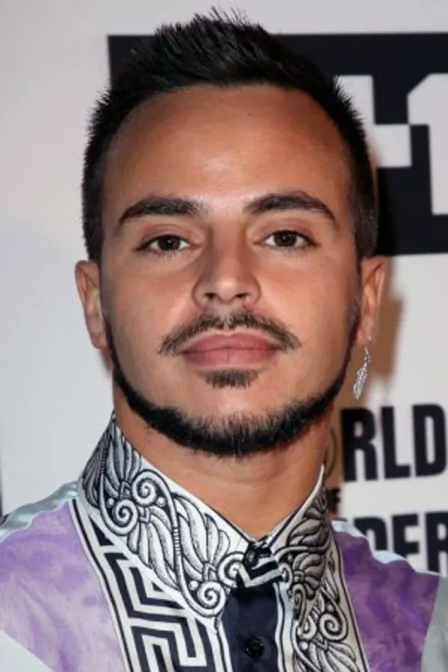 صورة الغلاف لـ Yanis Marshall