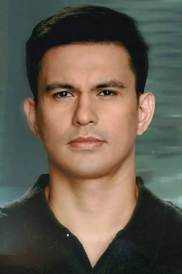 Tom Rodriguez photo