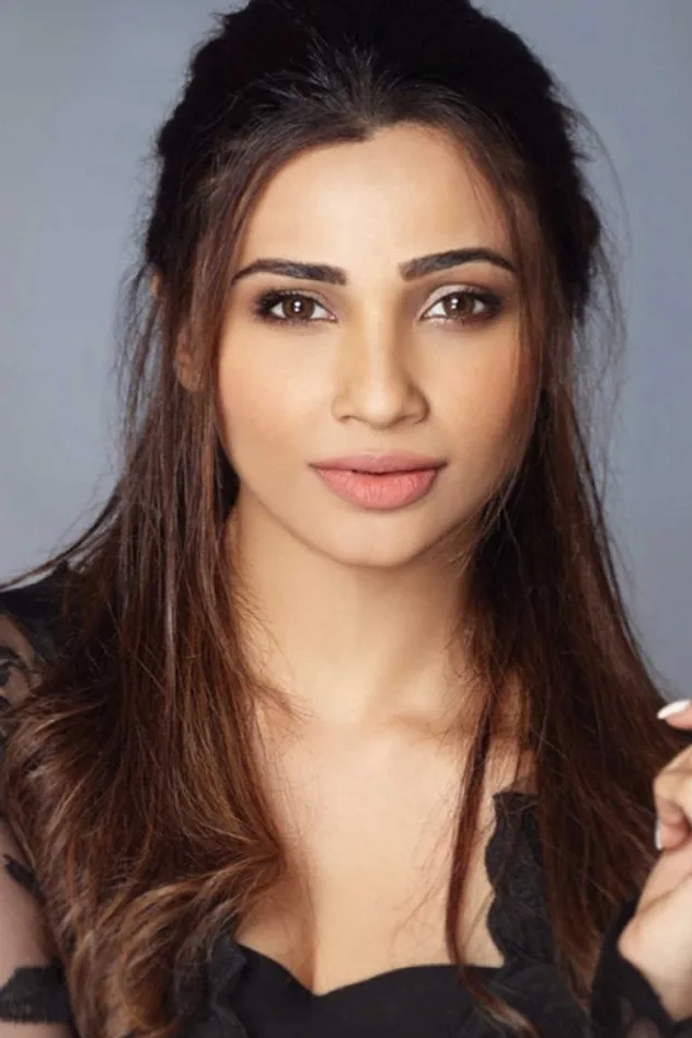Daisy Shah için kapak görseli