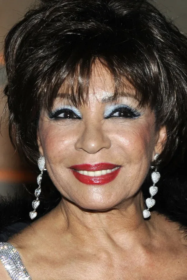 Обложка для Shirley Bassey
