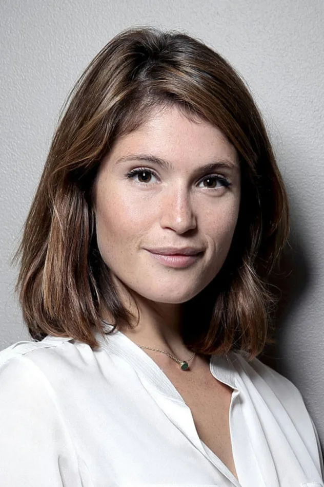 фото Gemma Arterton