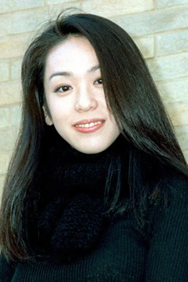 foto de 遊井亮子