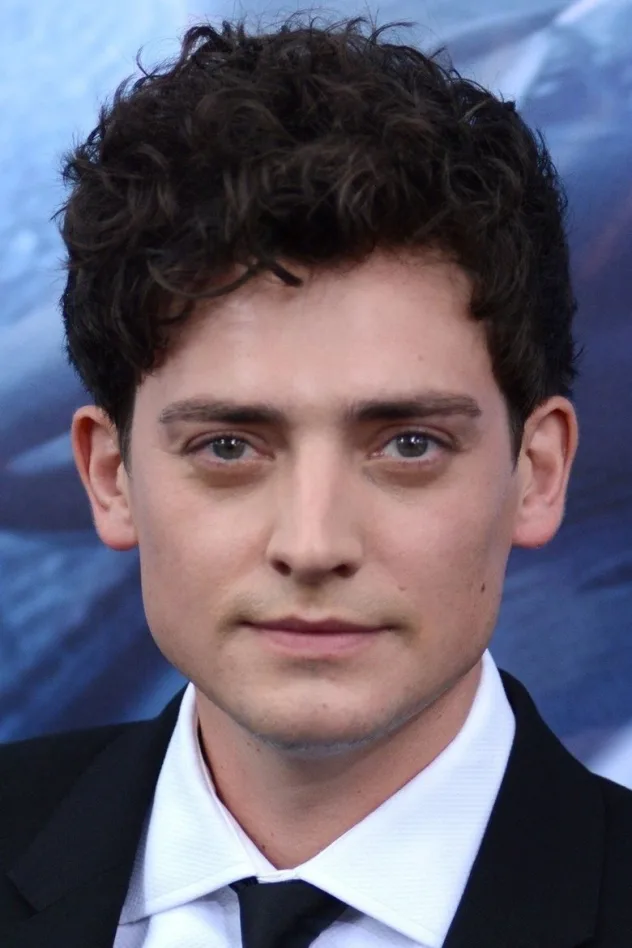 صورة Aneurin Barnard