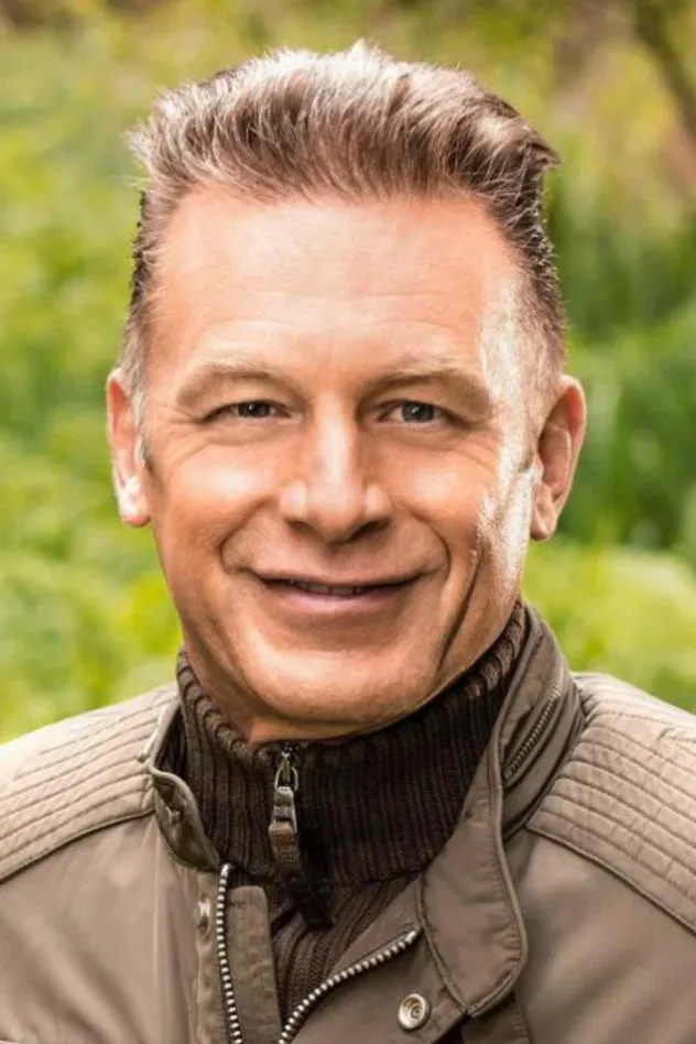 Обложка для Chris Packham